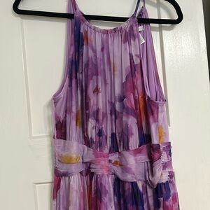 Elegant dress for a wedding occasion. I only wore it once